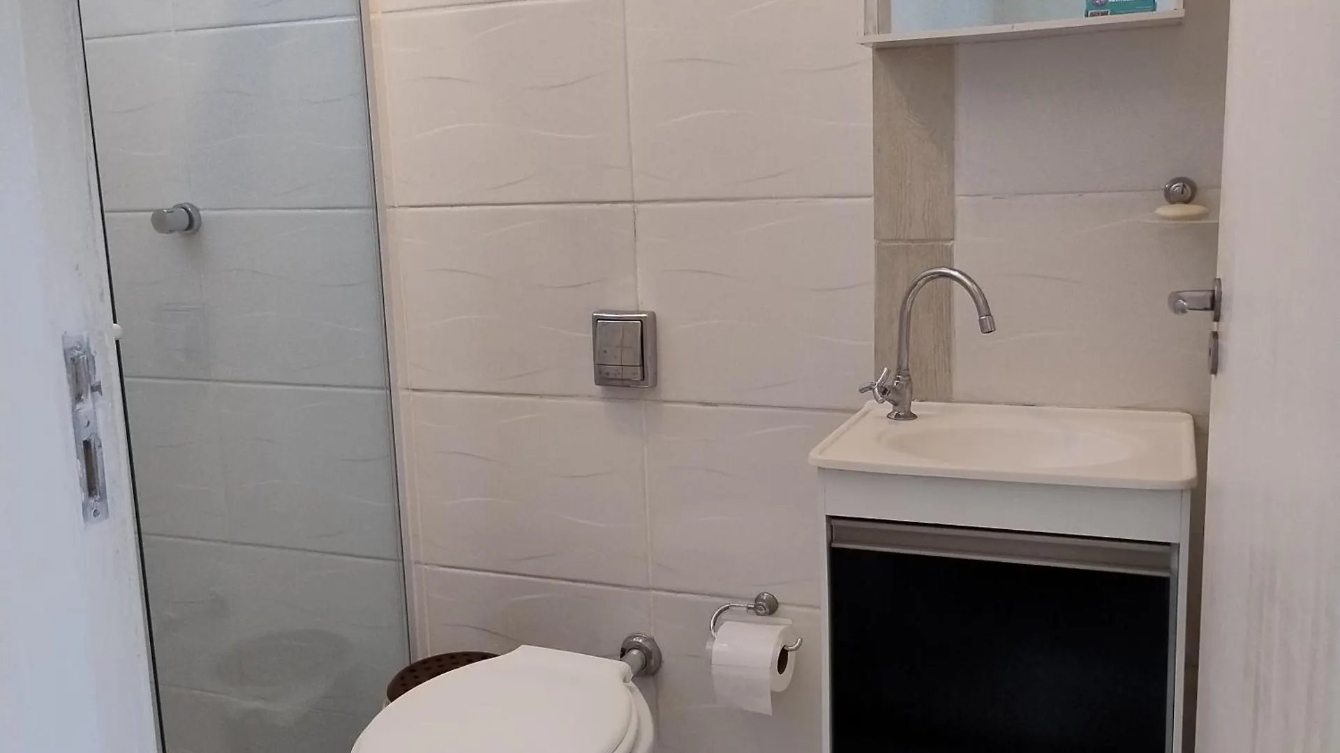 Kitnet Bem Localizada No Bairro Costa E Silva Villa Joinville